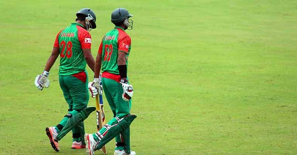 ব্যাটিংয়ে বাংলাদেশ, শান্তর পরিবর্তে এনামুল