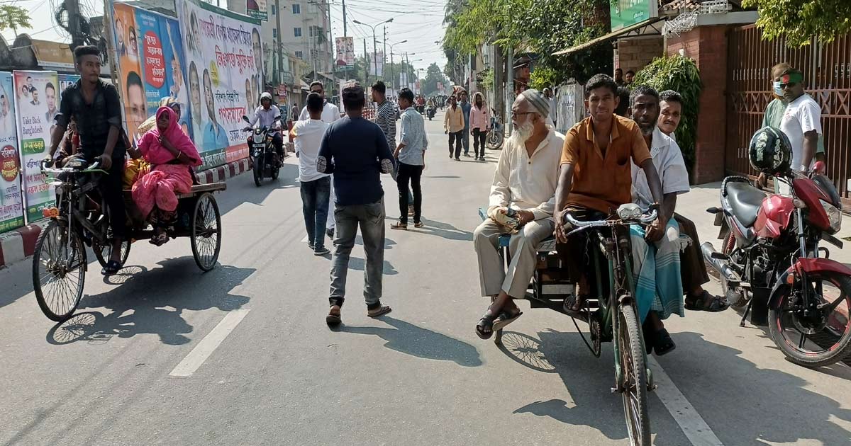 পরিবহন বন্ধে যোগাযোগ বিচ্ছিন্ন