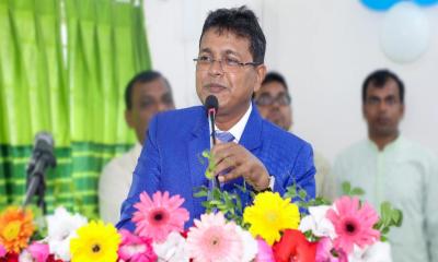বহুমুখী সাফল্যের অধিকারী অতিরিক্ত আইজিপি হাবিবুর রহমান