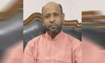 রওশন এরশাদের গাড়ির পতাকা নামানোর আপনি কে
