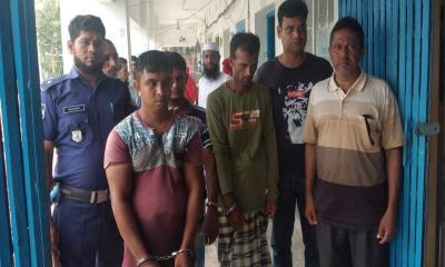 নিষেধাজ্ঞা অমান্য করে ইলিশ নিধন, ৩ জেলের কারাদণ্ড