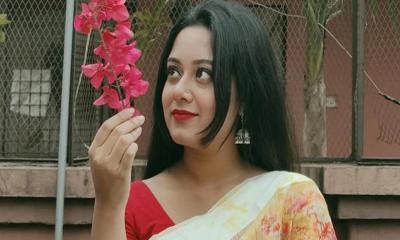 সাংবাদিকতা বিষয় নিয়ে পড়ছেন দীঘি