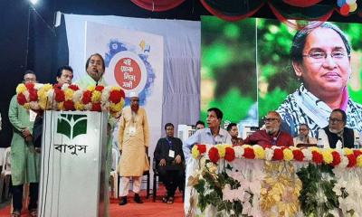 শিক্ষার্থীদের হাতে বই তুলে দিতে আমরা বদ্ধপরিকর: শিক্ষামন্ত্রী