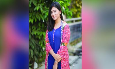 ‘সম্পূর্ণা’য় স্বর্ণলতা...