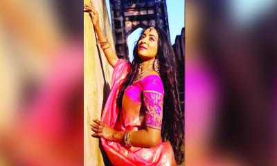 উপমার হাত ধরে নাচে নতুন ইতিহাসের সূচনা