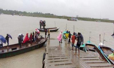 আতঙ্ক বাড়ছে উপকূলবাসীর