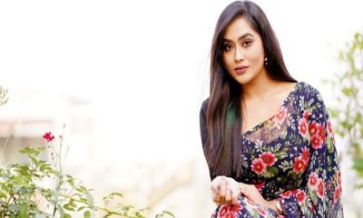 দুই বছর আগে আমাদের বিচ্ছেদ হয়েছে: মম
