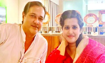 অভিমান ভুলে একসঙ্গে