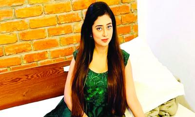 ভালো বউ হতে চান সালওয়া