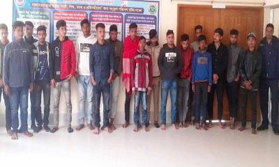 ভোলায় উচস্বরে স্পিকার বাজানোয় ১৮ জন আটক