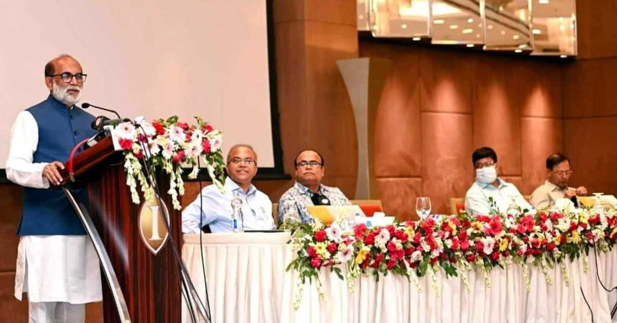 অ্যান্টিবায়োটিকের যথেচ্ছা ব্যবহার নিয়ন্ত্রণ করা হবে: প্রাণিসম্পদ মন্ত্রী 