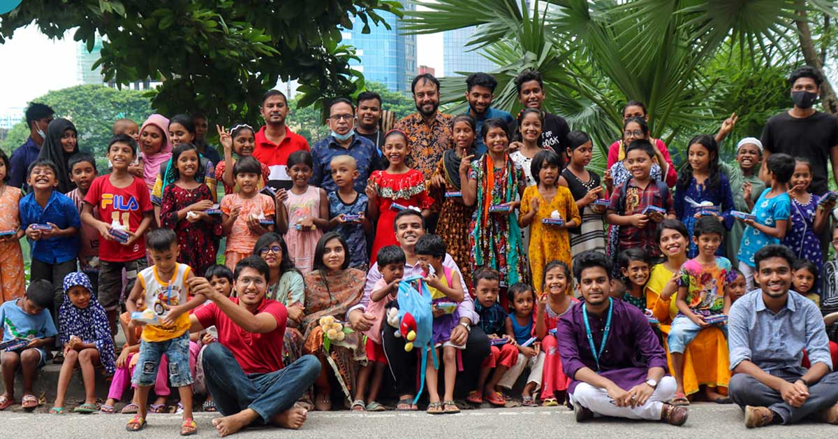 মিলাদুন্নবী উপলক্ষে সুবিধাবঞ্চিত শিশুদের মাঝে স্বপ্নালোড়নের খাদ্য বিতরণ