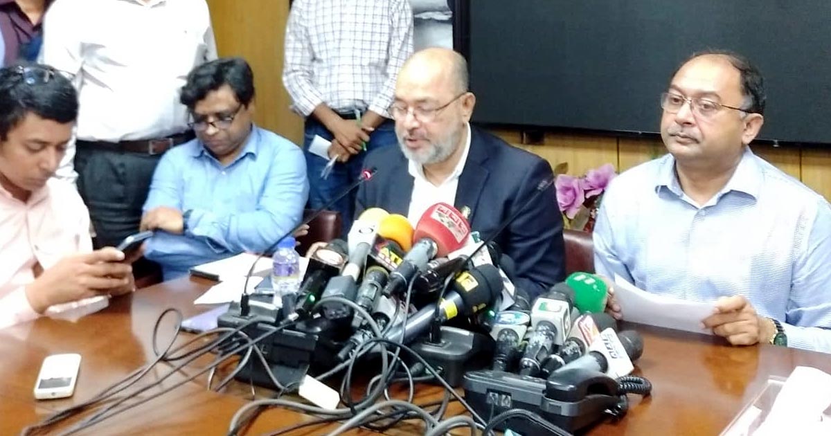 সিত্রাংয়ে ১০ হাজার ঘরবাড়ি ও ৬ হাজার হেক্টর কৃষিজমি ক্ষতিগ্রস্ত: দুর্যোগ প্রতিমন্ত্রী