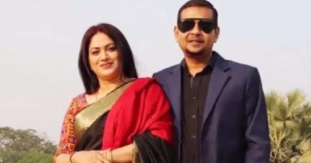 বাবার বিরুদ্ধে মেয়ের সাক্ষ্য