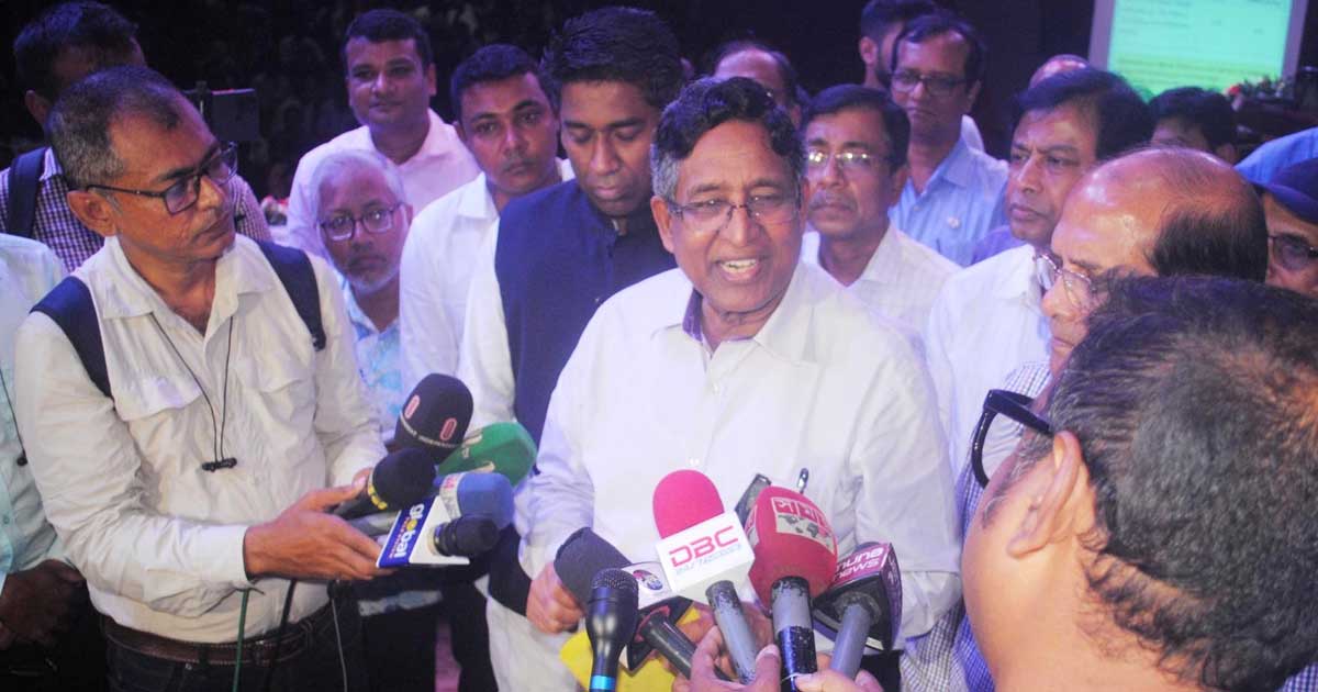 দেশে হাহাকার হওয়ার মত খাদ্য সংকট নেই: কৃষিমন্ত্রী