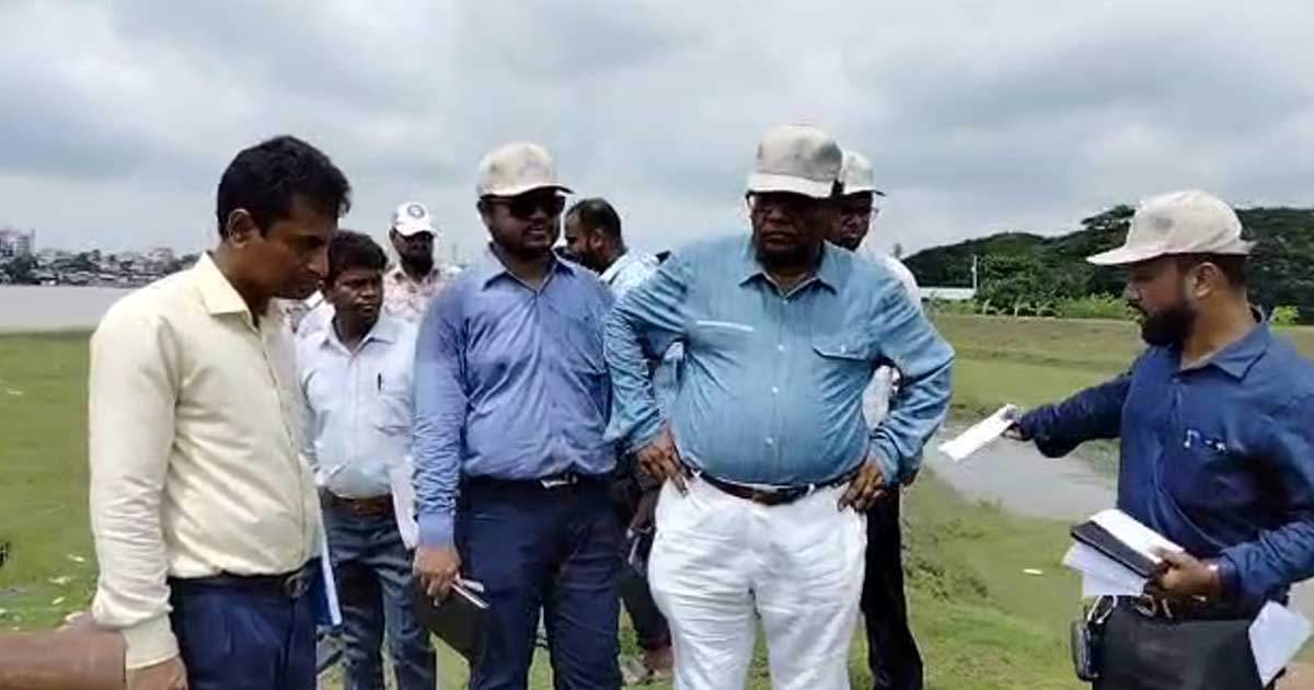 পটুয়াখালীতে নদীর দখল-দূষণ ও নাব্যতা পরিদর্শনে নদী রক্ষা কমিশন চেয়ারম্যান