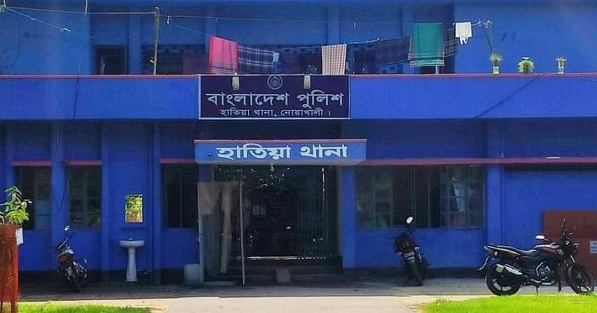 ব্লাকমেইল করে গৃহকর্মীকে একাধিকবার ধর্ষণ