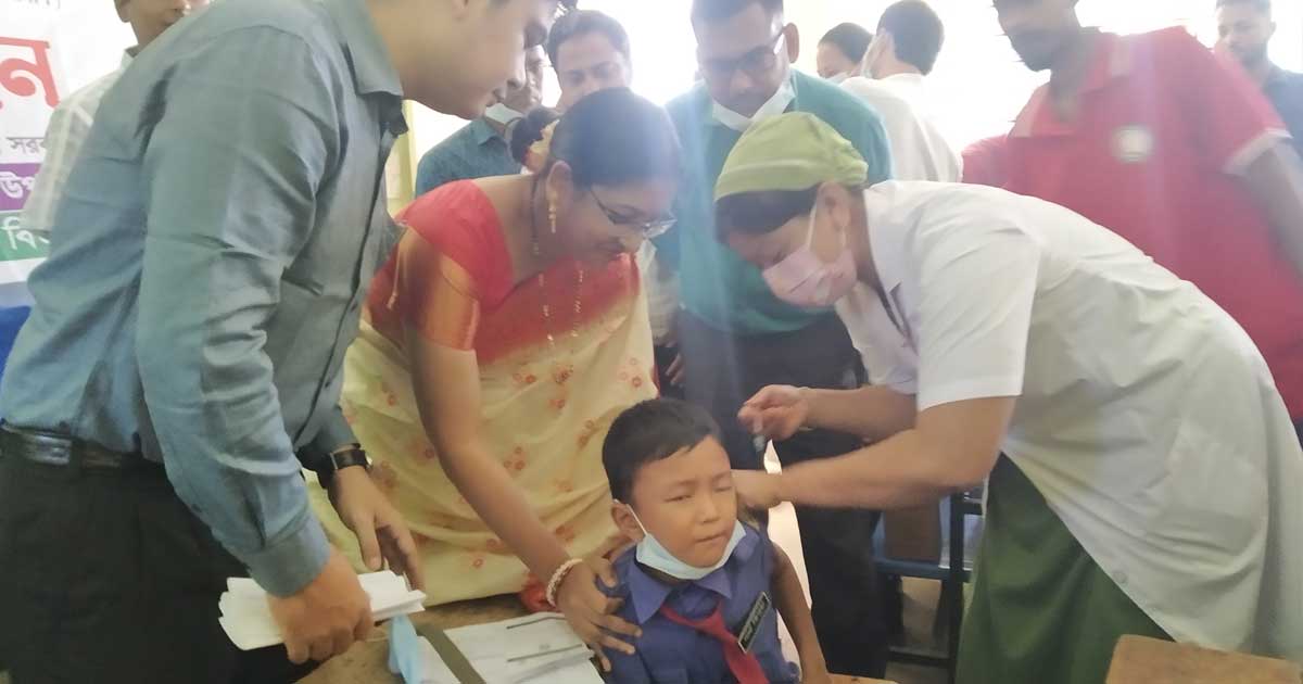মাটিরাঙ্গাতে শিশুদের টিকাদান কার্যক্রম উদ্বোধন