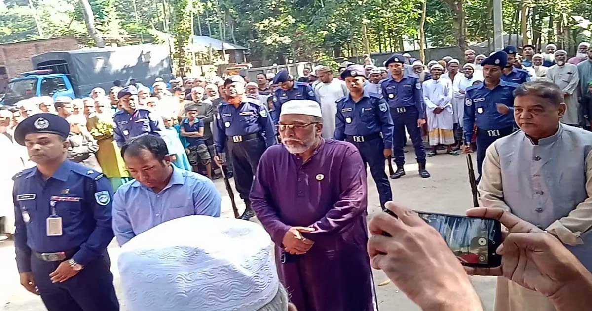 উলিপুরে মুক্তিযোদ্ধা আব্দুল কাইয়ুমকে রাষ্ট্রীয় মর্যাদায় দাফন