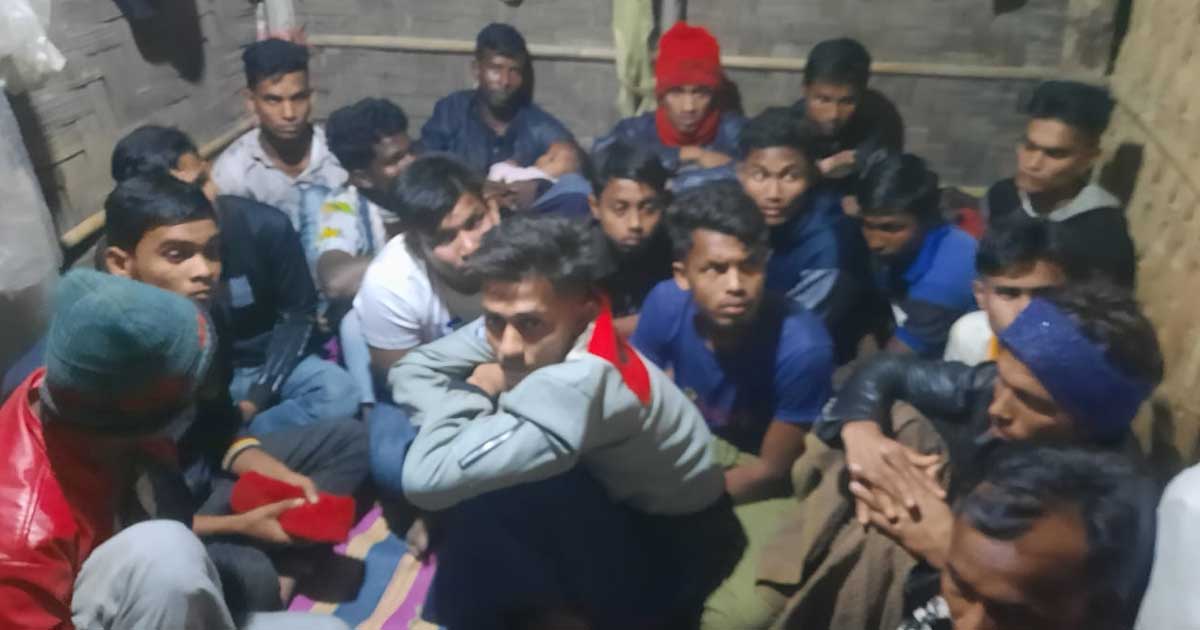 মালয়েশিয়া পাচারের চেষ্টাকালে নারী ও শিশুসহ ২৬ রোহিঙ্গাকে উদ্ধার