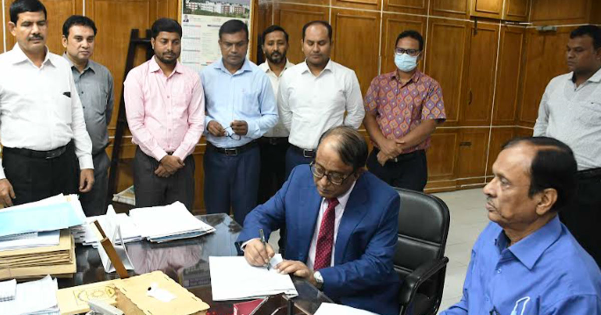 বেরোবির নতুন ট্রেজারার ড. মজিব উদ্দিনের যোগদান