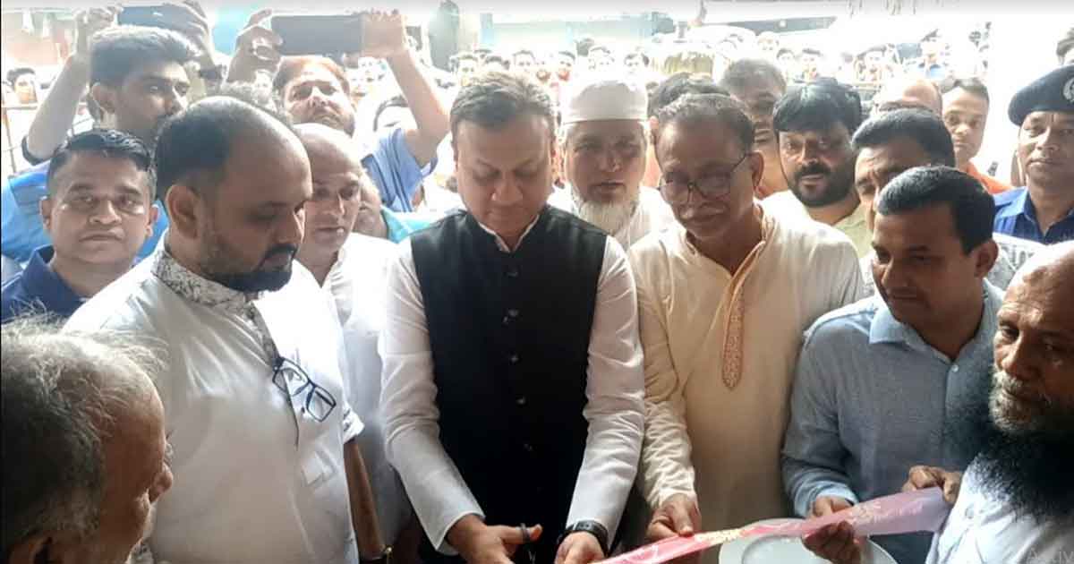 গফরগাঁওয়ে মুক্তিযোদ্ধা কমপ্লেক্স ভবনের উদ্বোধন