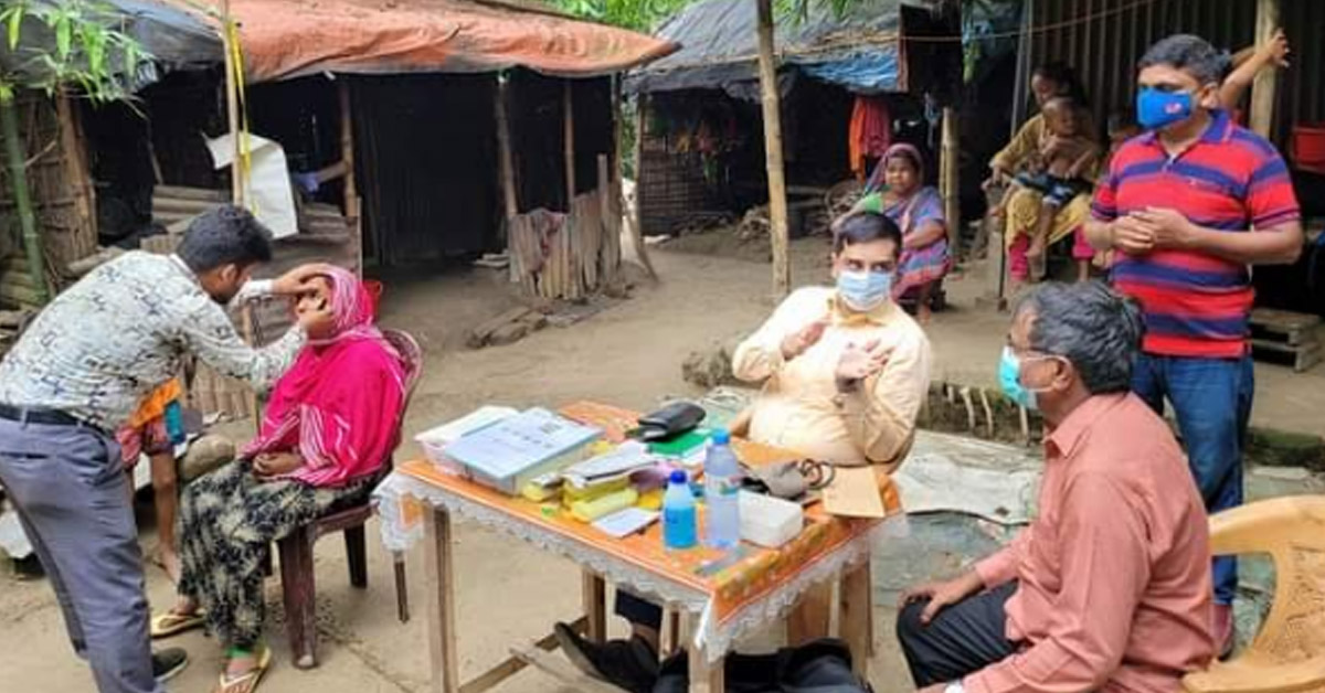 গৌরীপুরে ইউএনও‍‍`র ব্র্যাকের ভ্রাম্যমাণ স্বাস্থ্যসেবা ক্যাম্প পরির্দশন