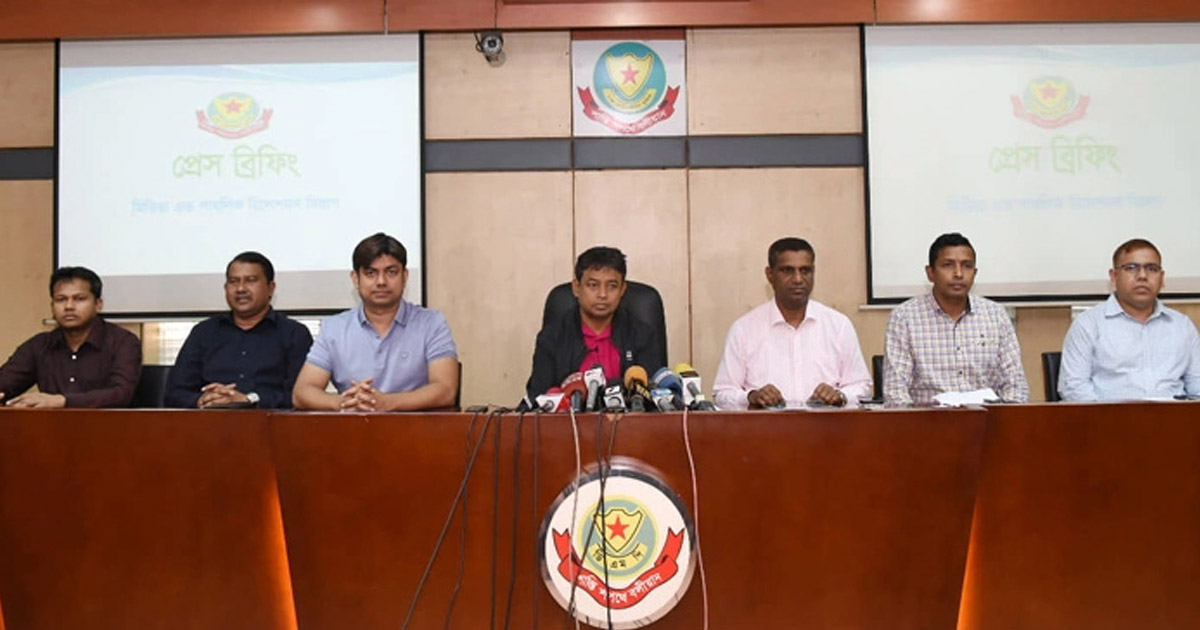 কিছু বড় ভাইয়ের ইন্ধনে পুলিশের ওপর হামলা হয়েছে: ডিবি