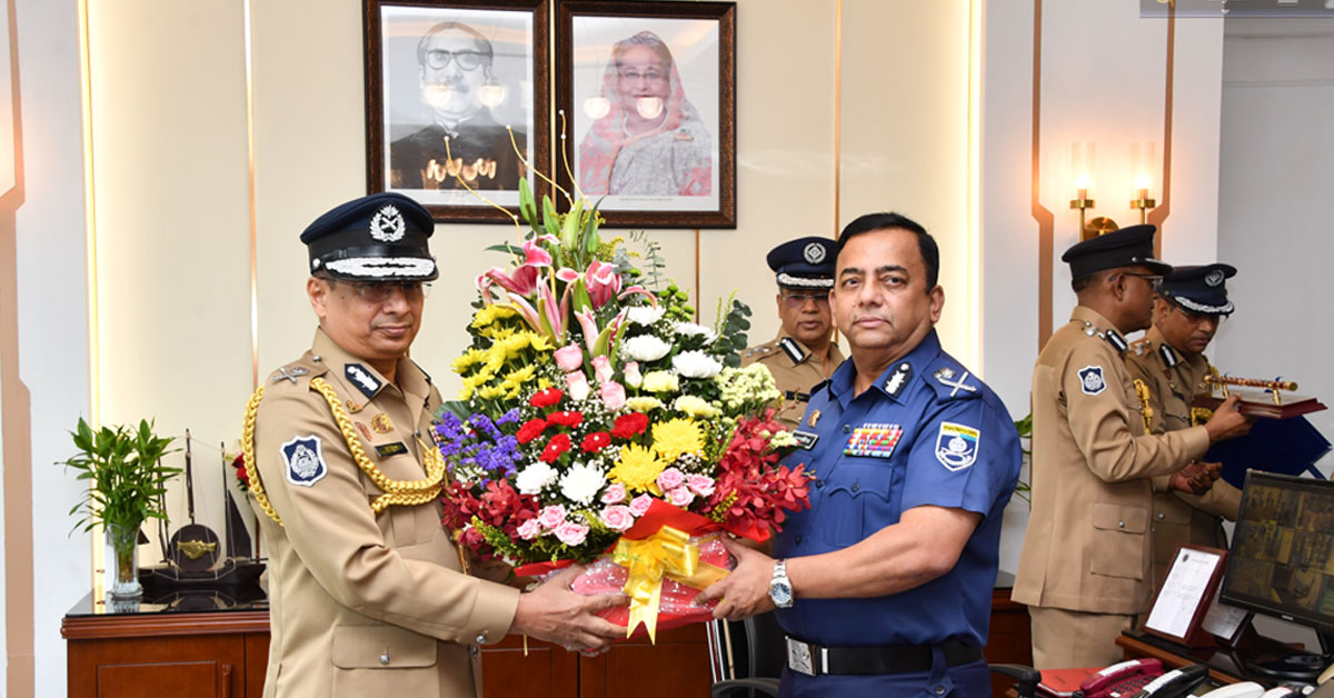 আইজিপির দায়িত্ব নিলেন চৌধুরী আবদুল্লাহ আল মামুন