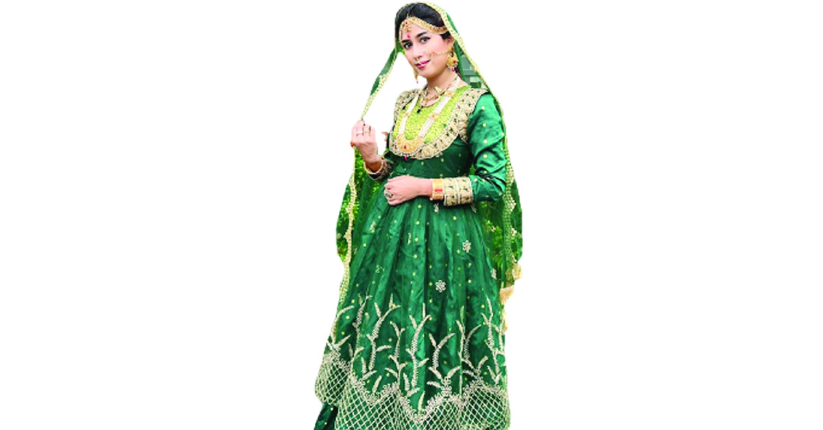 এ যুগের আলেয়া মাহা...