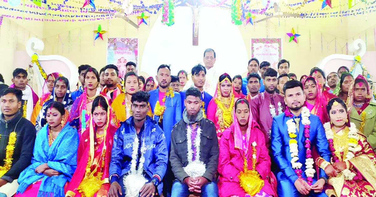 একসঙ্গে যৌতুকবিহীন ২৪ তরুণ-তরুণীর বিয়ে