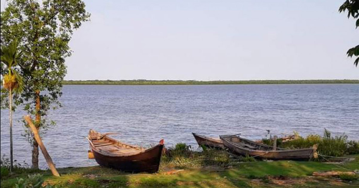 নয়নাভিরাম বালিয়াতলীতে ভ্রমণ