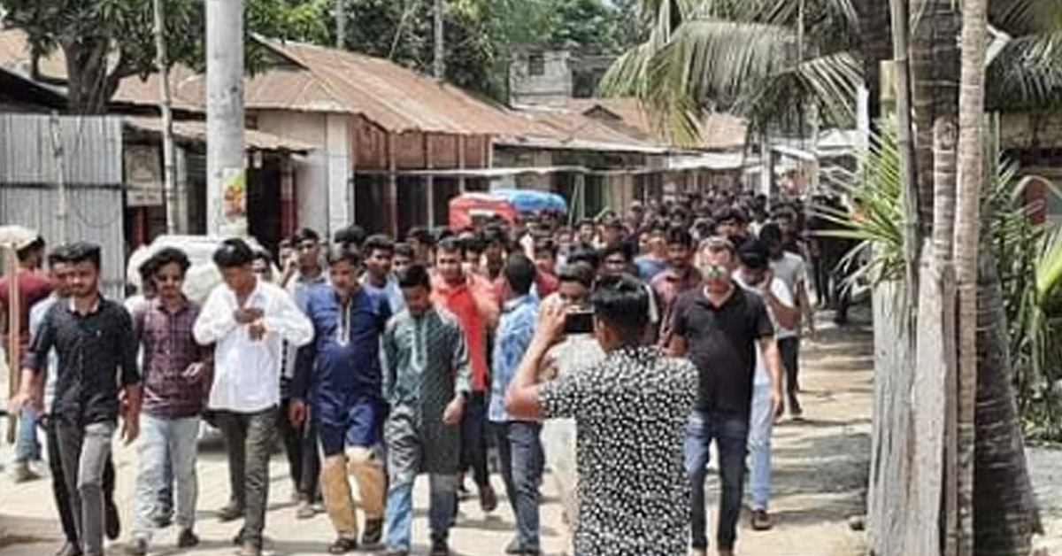 রাজারহাটে আ.লীগের বিক্ষোভ মিছিল ও প্রতিবাদ সমাবেশ