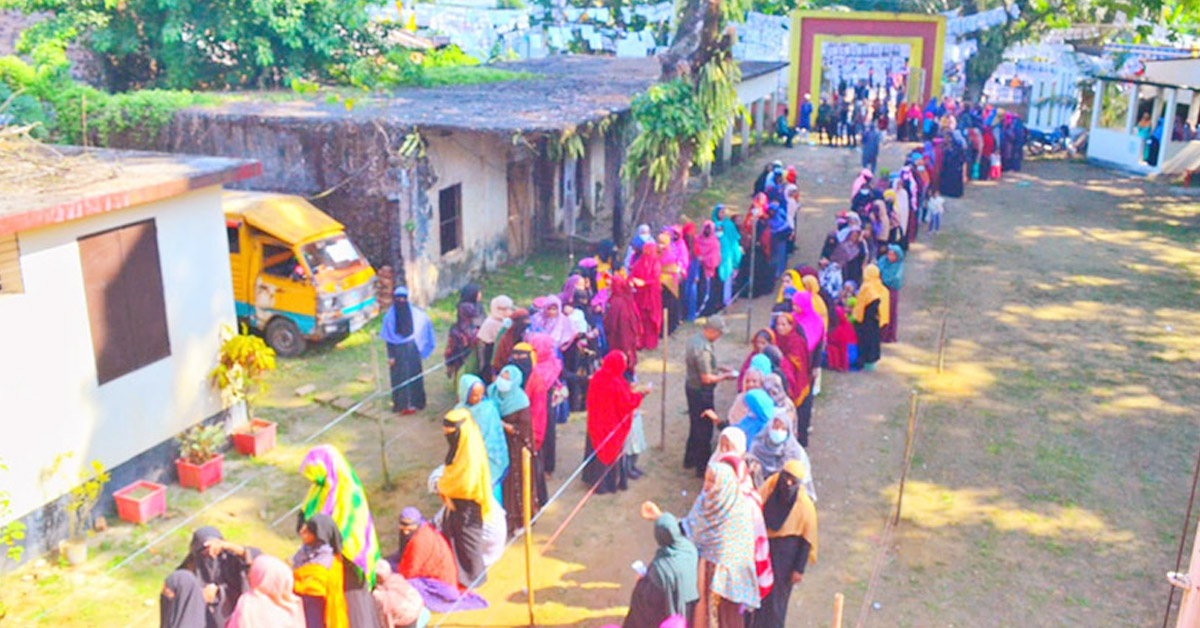 শতাধিক উপজেলা-পৌরসভা-ইউপিতে ভোটগ্রহণ চলছে
