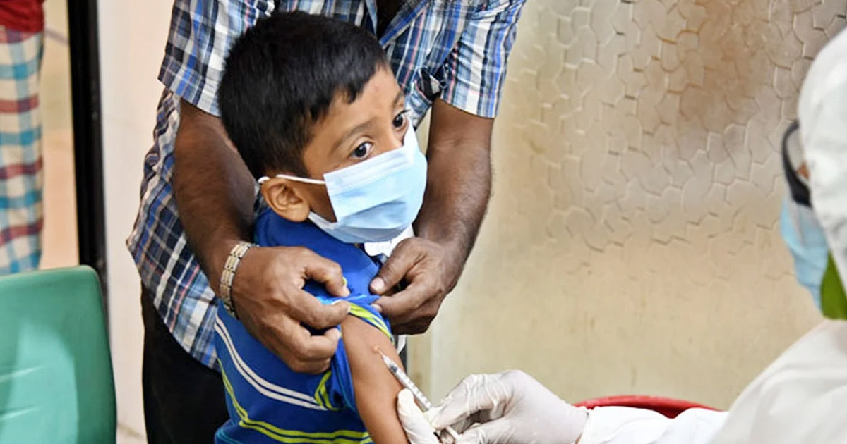 সারা দেশে শিশুদের করোনা টিকাদান চলছে