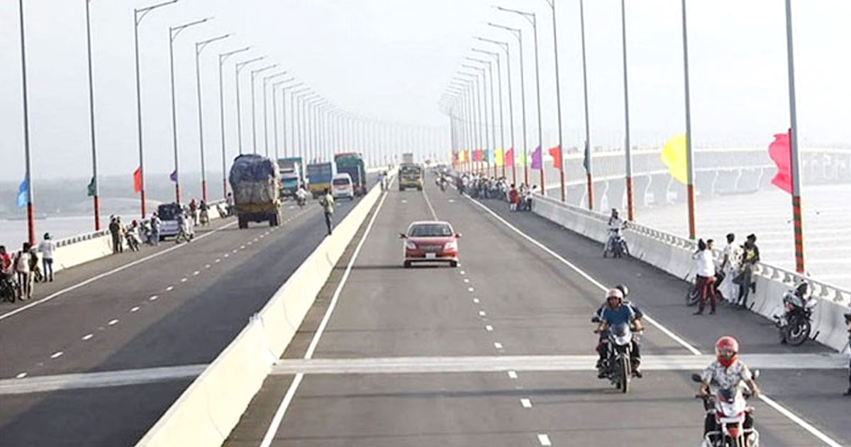 পদ্মা সেতুতে মোটরসাইকেল চলবে