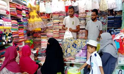 ঈদবাজার: পছন্দের শীর্ষে সোনিয়া ও নিহারা