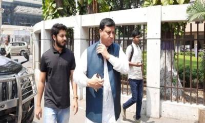 সাবেক মেয়র জাহাঙ্গীর দুদকে হাজিরা দিলেন