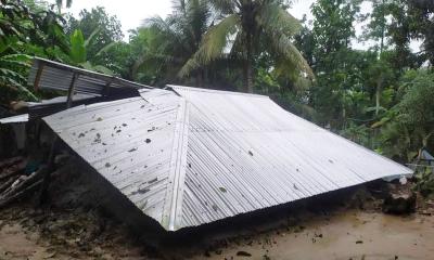 লামায় প্রায় ৫ হাজার বসতবাড়ি বিধ্বস্ত, খোলা আকাশের নিচে বসবাস