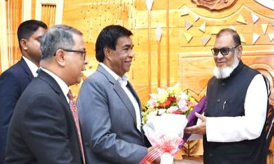 ঢাকায় পৌঁছালেন মরিশাসের প্রেসিডেন্ট