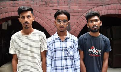 জাপানি নাগরিকের টাকা ছিনিয়ে কক্সবাজারে ফুর্তি