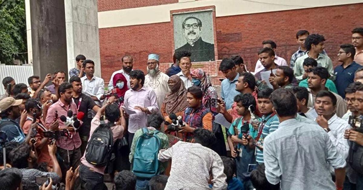 হাওরে নাশকতা করতে যাওয়ার গল্প হাস্যকর
