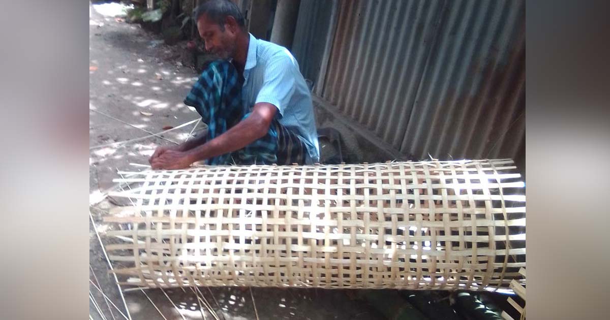 মাগুরায় বাঁশ ও বেত কারিগরদের দুর্দিন