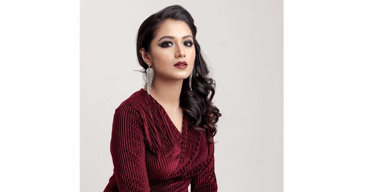 দুই বাংলায় প্রশংসিত ফারিণ