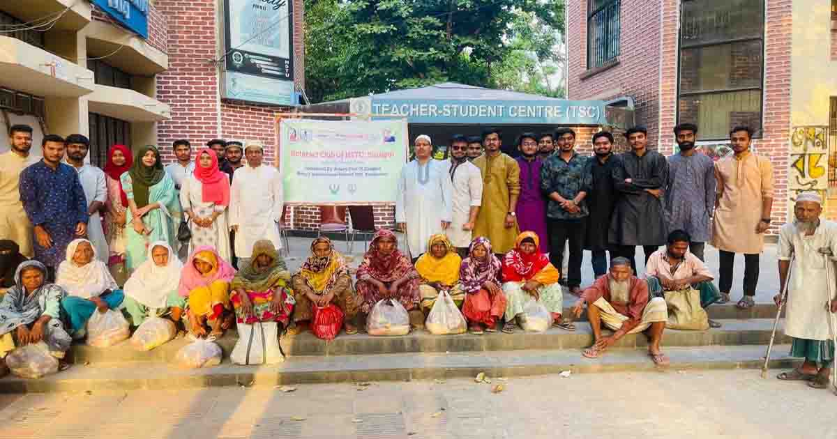 হাবিপ্রবির রোটার‍্যাক্ট ক্লাবের উদ্যোগে ইফতার মাহফিল ও ঈদ সামগ্রী বিতরণ