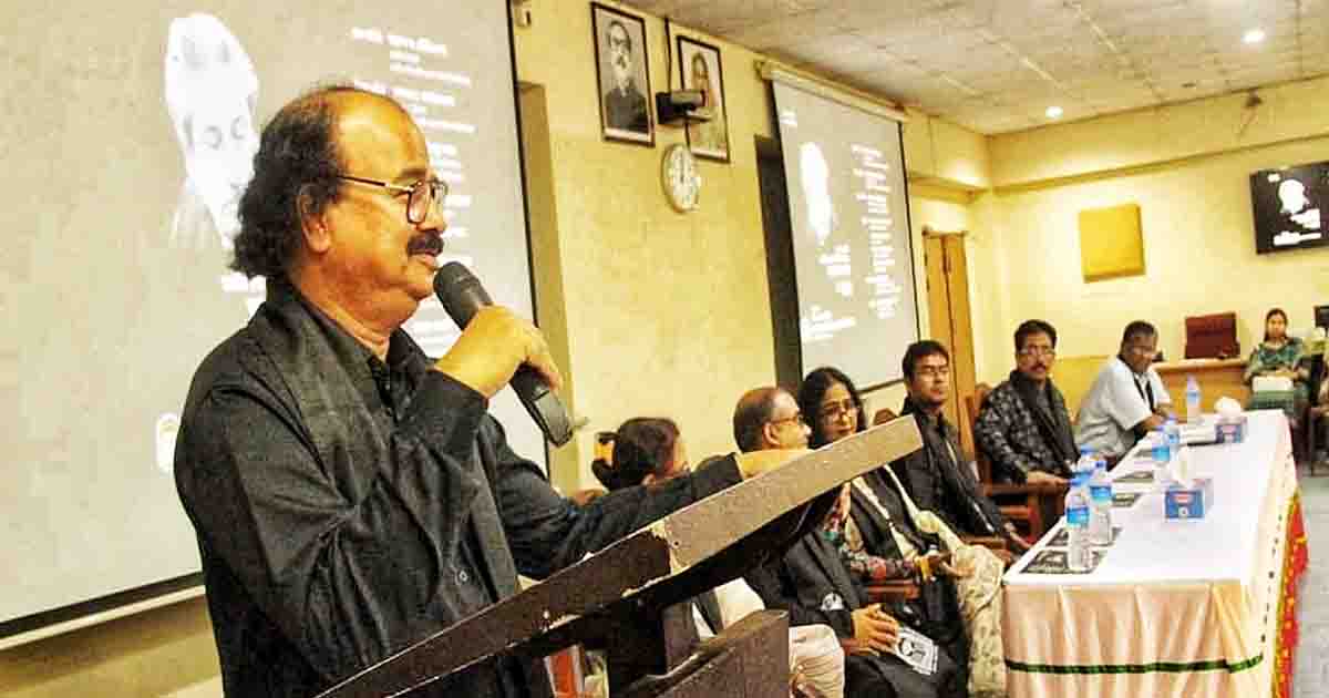 শেখ হাসিনা রাজনীতিকে ক্যান্টনমেন্টের বৃত্তের বাইরে এনেছেন