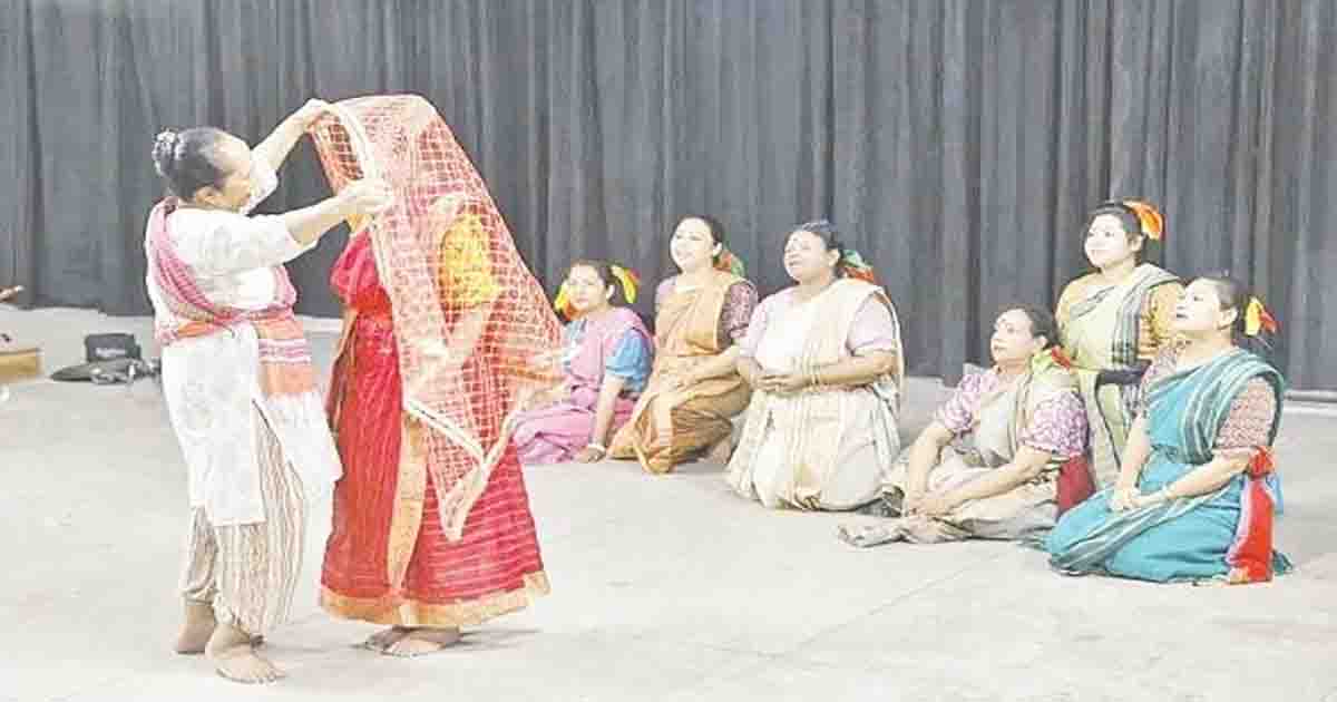 ‘প্রাচ্য’ মঞ্চে ফিরছে দুই দশক পর