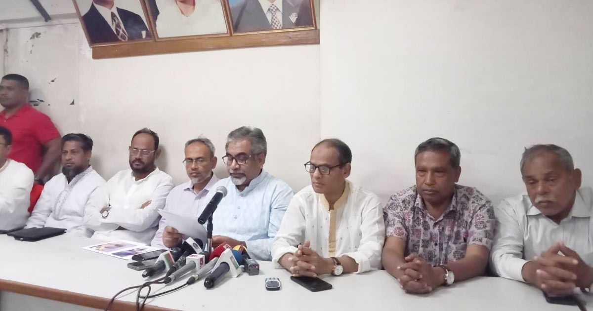 ‘দেশে সুষ্ঠু রাজনৈতিক পরিবেশ নেই’