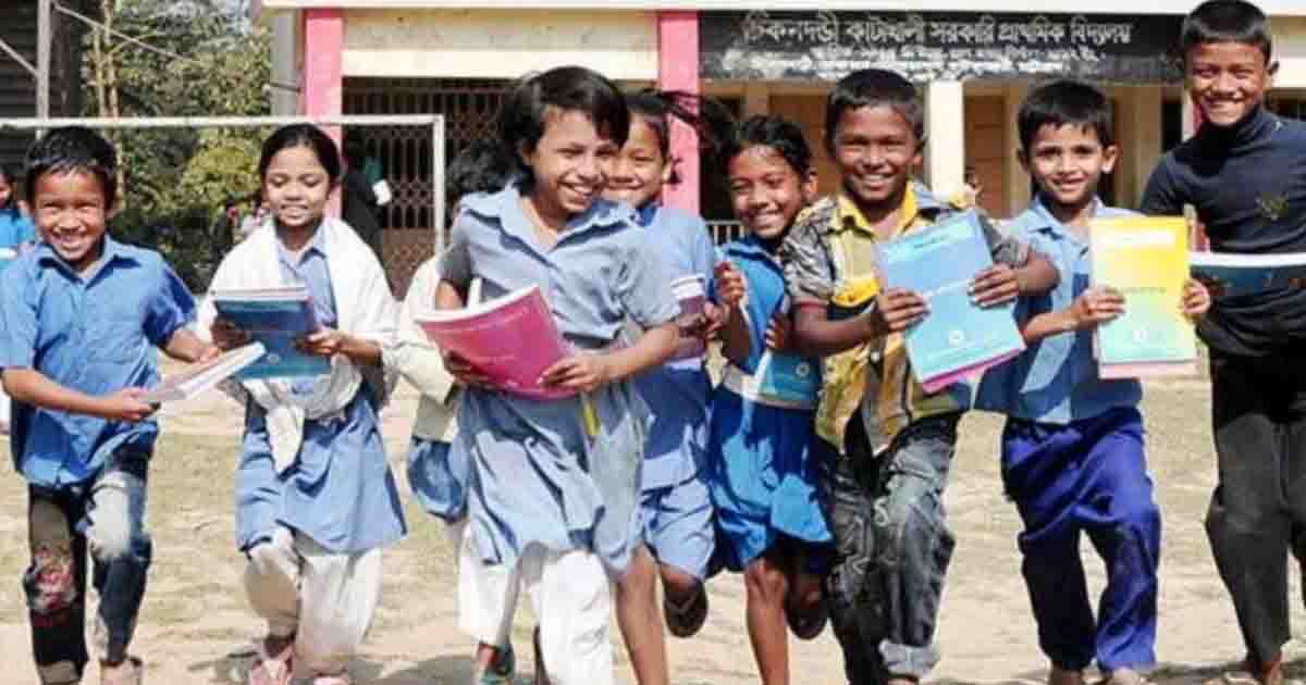 দেশে স্বাক্ষরতার হার ৭৬ শতাংশ