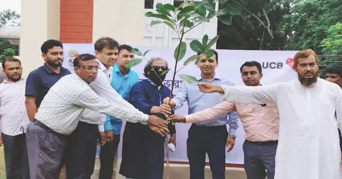 টুঙ্গিপাড়ায় ১ হাজার বৃক্ষের চারা রোপণ